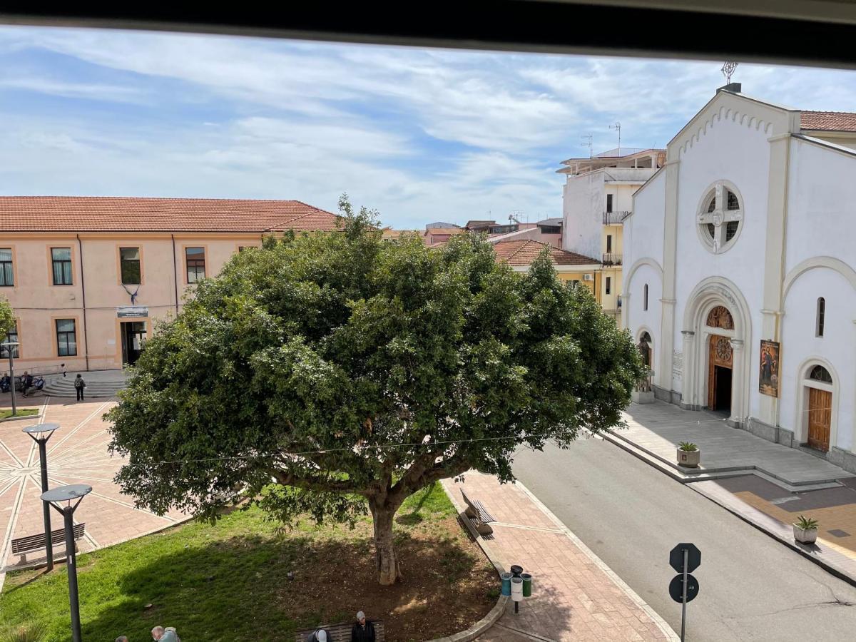 B&B Il Duomo Gioia Tauro Eksteriør billede